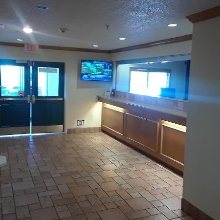 Intown Suites Houston Intercontinental Extérieur photo