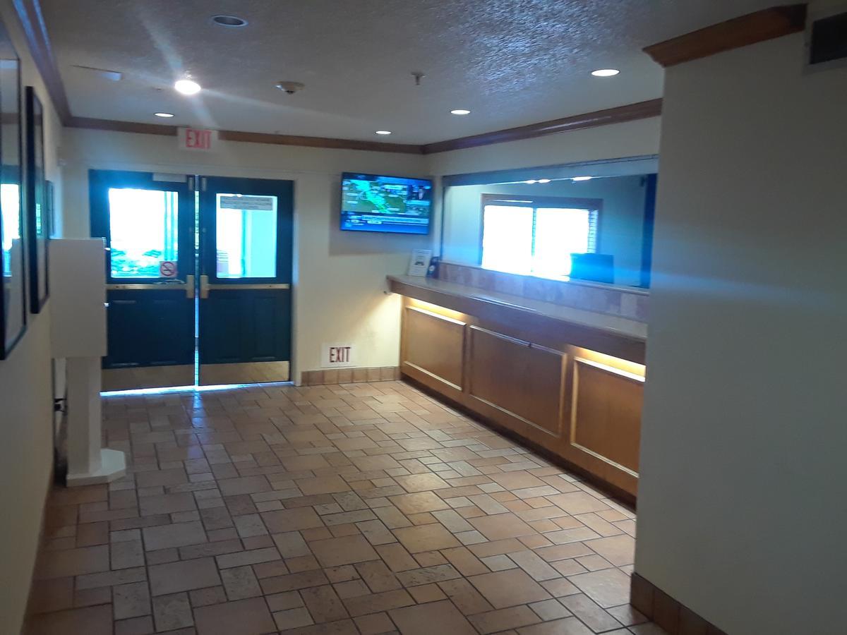Intown Suites Houston Intercontinental Extérieur photo
